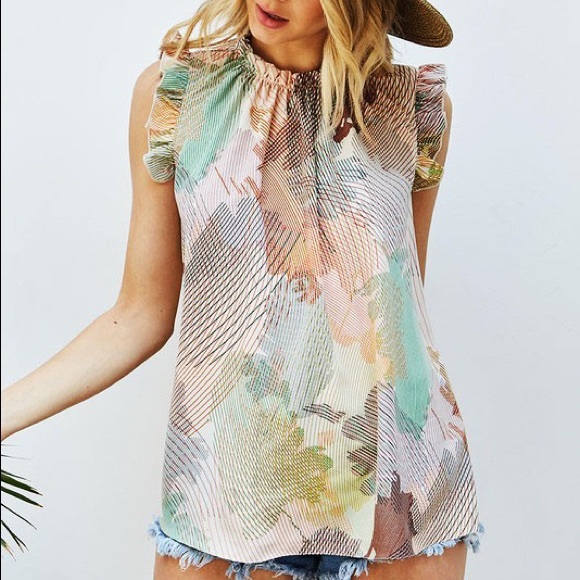 Sleeveless Boho Geometric Blouse - Picture 3 of 7